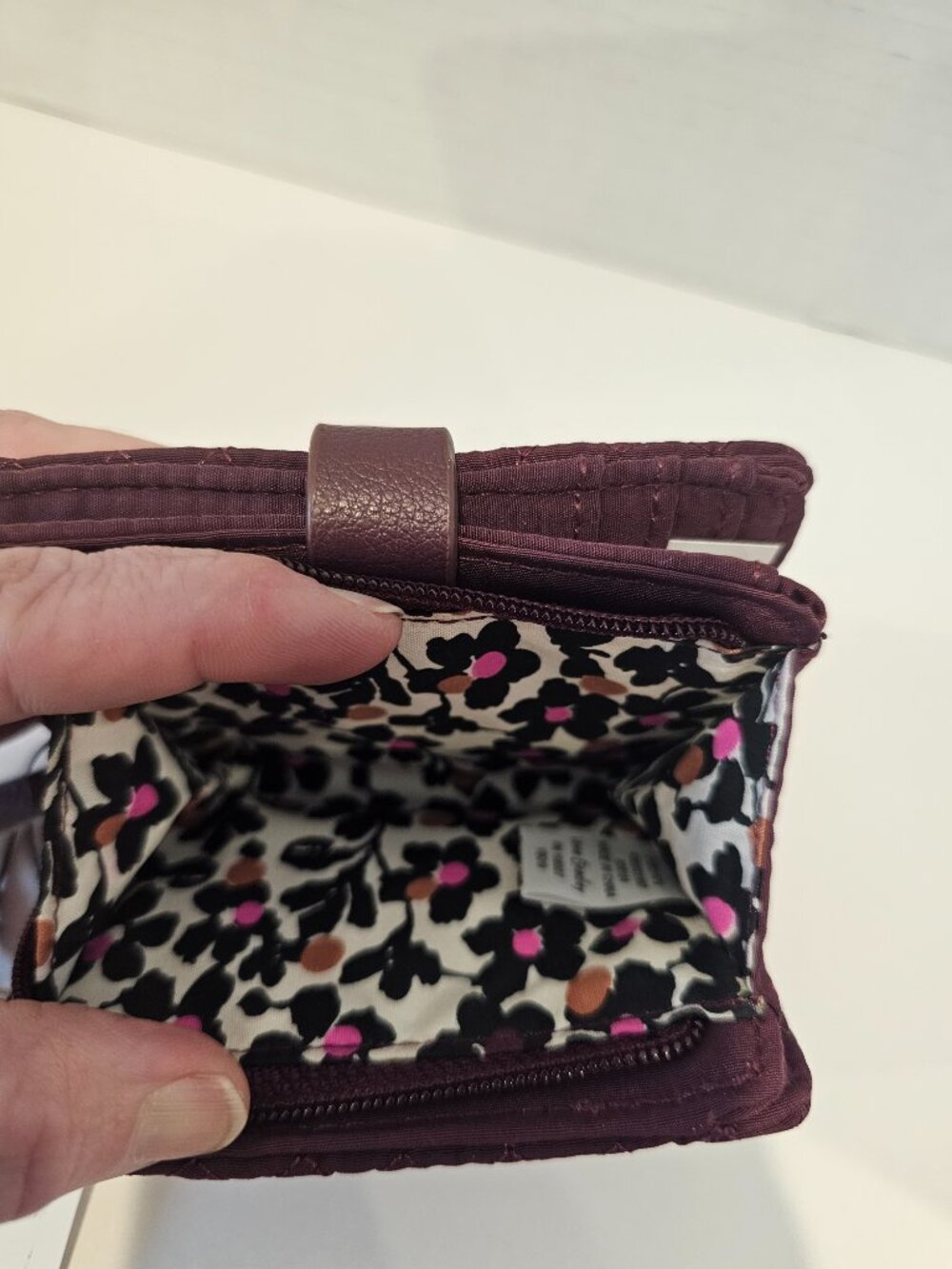 NWT Vera Bradley Iconic RFID Small Wallet Mulled Wine Burgundy Microfiber Maroon - Picture 3 of 8